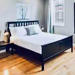 Modern Home W. Deck In Passyunk Square