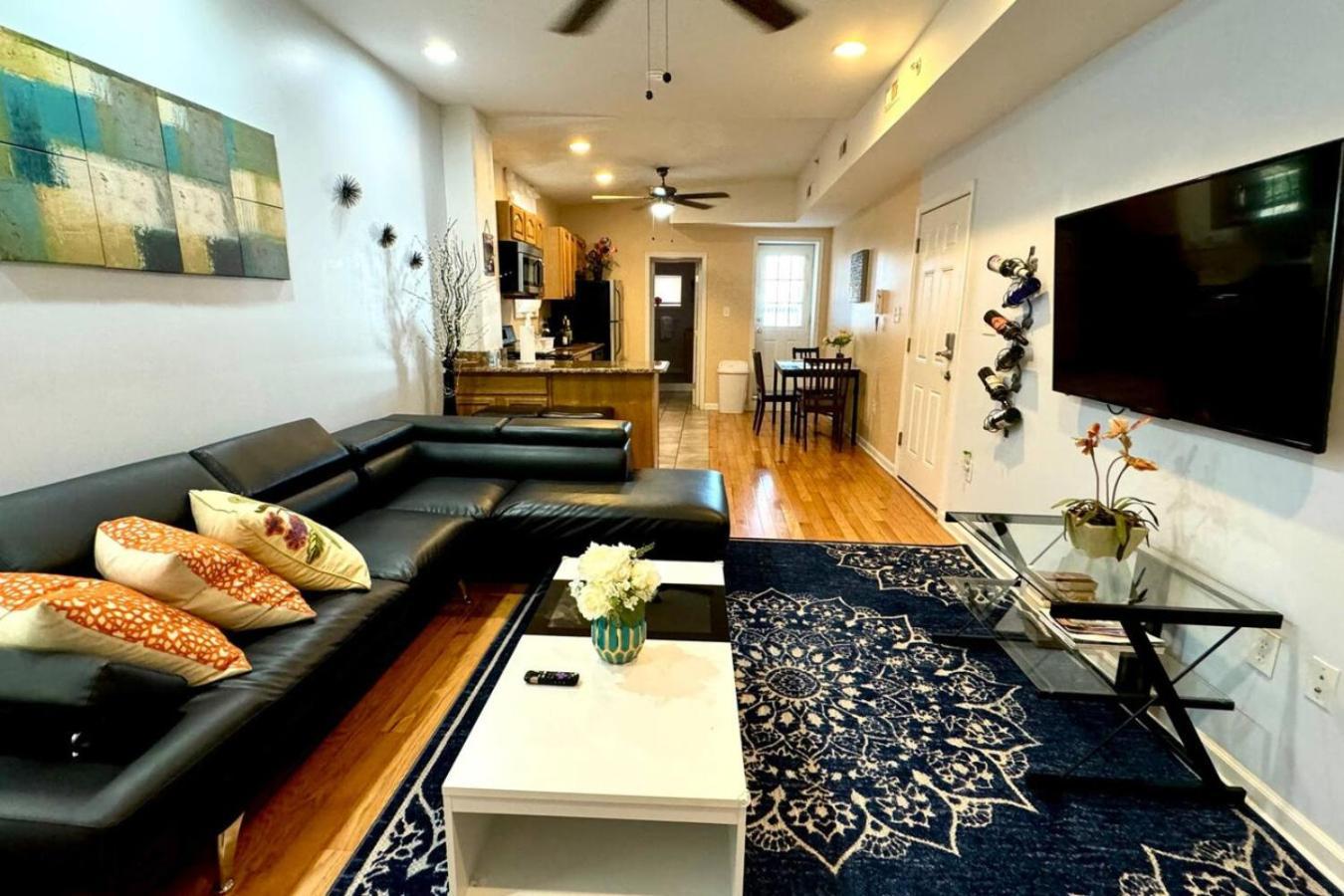 Modern W. Deck In Passyunk Square * Philadelphia